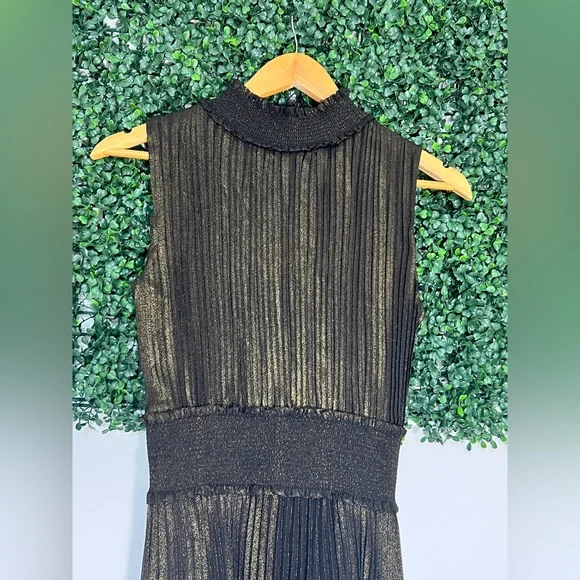 Nanette Lepore Dress Very Black Gold Solid Sleeveless Pleated Size 6 - Picture 2 of 12